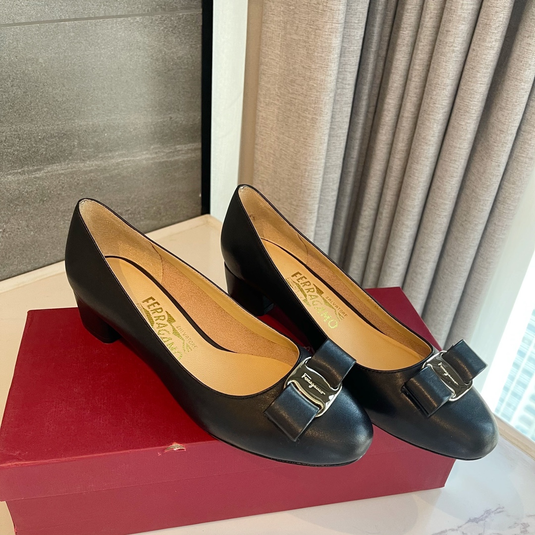 [Ferragamo Women