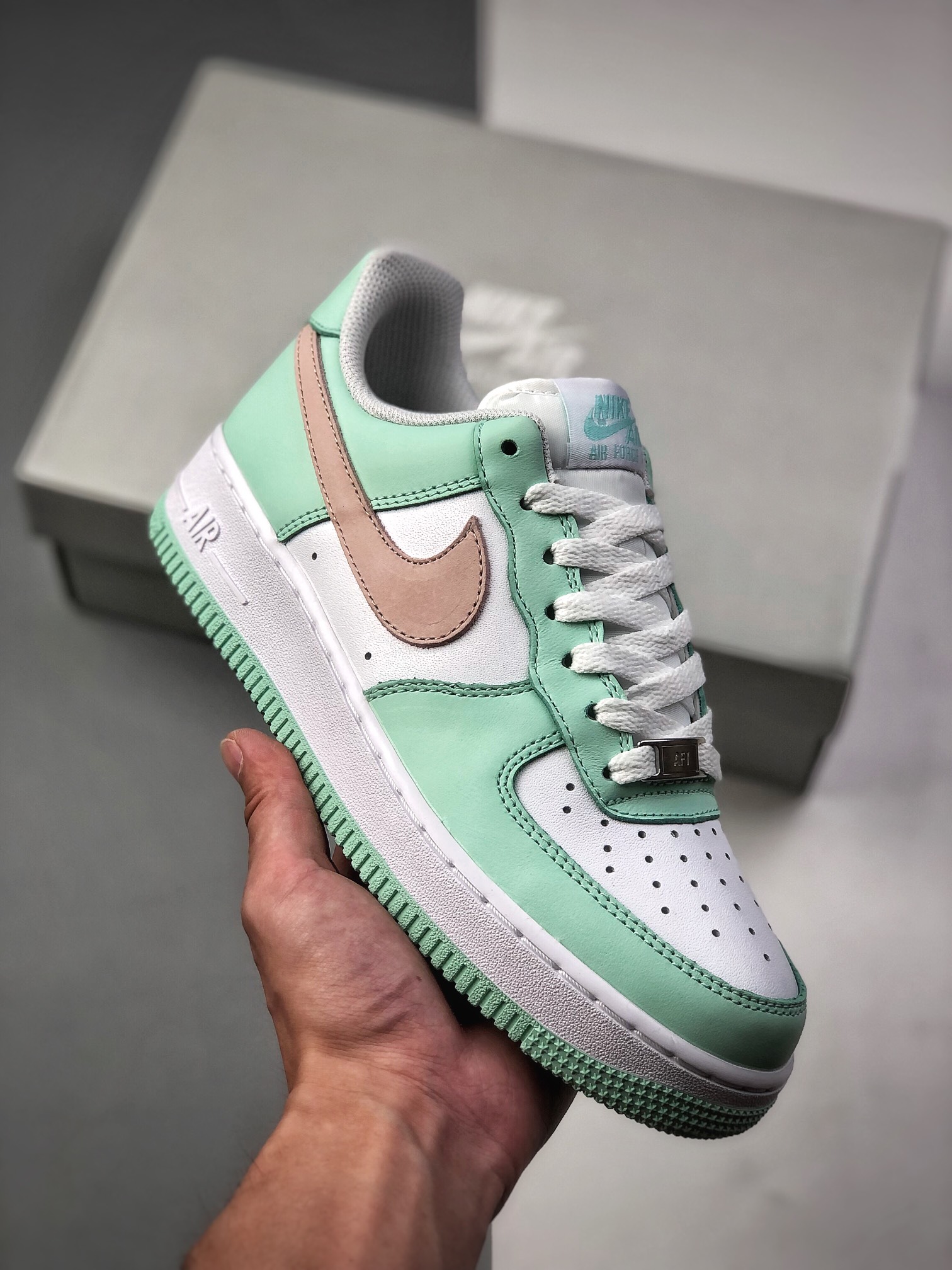 Novedad de hoy, lanzamiento oficial en el extranjero, calidad de empresa, Nike Air Force 1 '07 Tiffany blanco-verde, za…