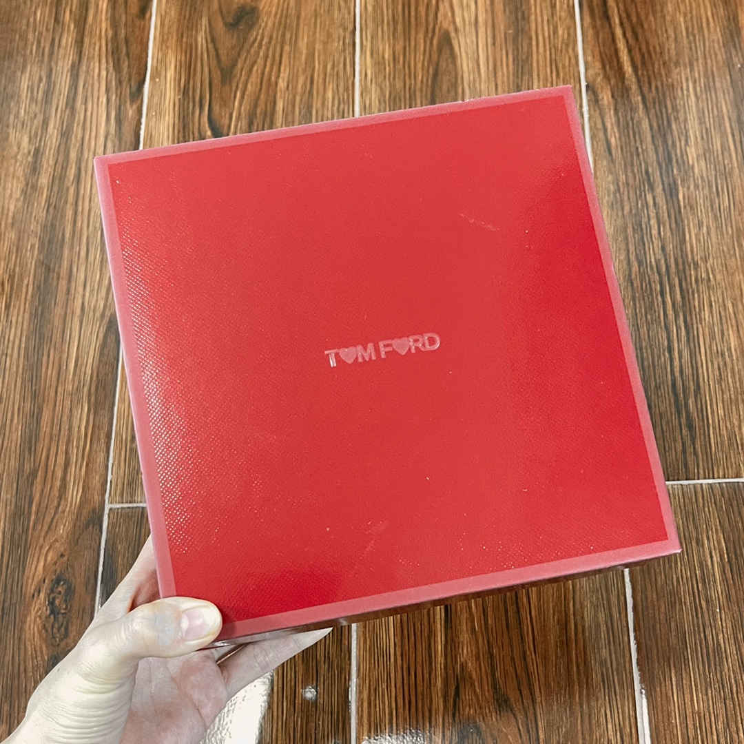 Tom Ford Lost Cherry Fragrance & Lipstick Set - Valentines Limited Edition