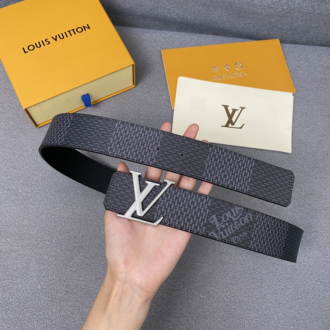 What is a 1:1 replica
 Louis Vuitton Belts Lattice Gold Hardware Calfskin Cowhide