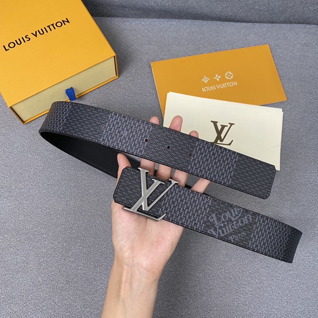 Louis Vuitton Belts Lattice Gold Hardware Calfskin Cowhide