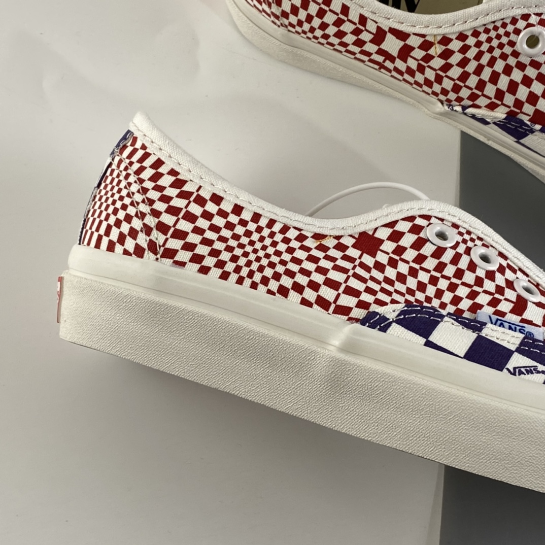 P150 VANS VAULT OG Authentic LX 高端支线撞色棋盘格复古低帮男女帆布滑板鞋  VN0A4BV91XR