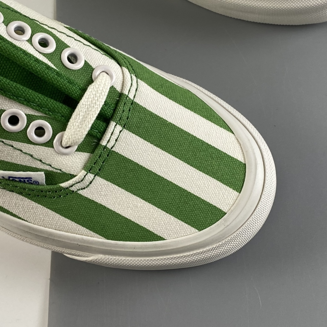 P150 Vans Vault OG Style 43 Lx 万斯高端支线条纹系列硫化板鞋 VN0A3DPBVQX