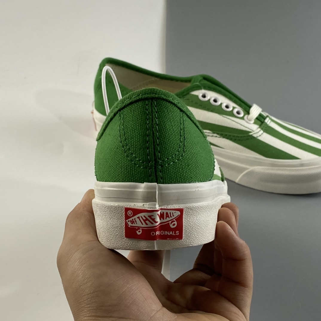 P150 Vans Vault OG Style 43 Lx 万斯高端支线条纹系列硫化板鞋 VN0A3DPBVQX