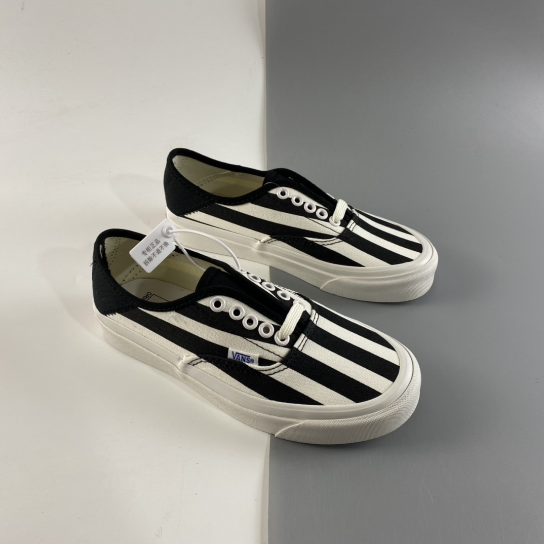 P150 Vans Vault OG Style 43 Lx 万斯高端支线条纹系列硫化板鞋 VN0A3DPB3SY1