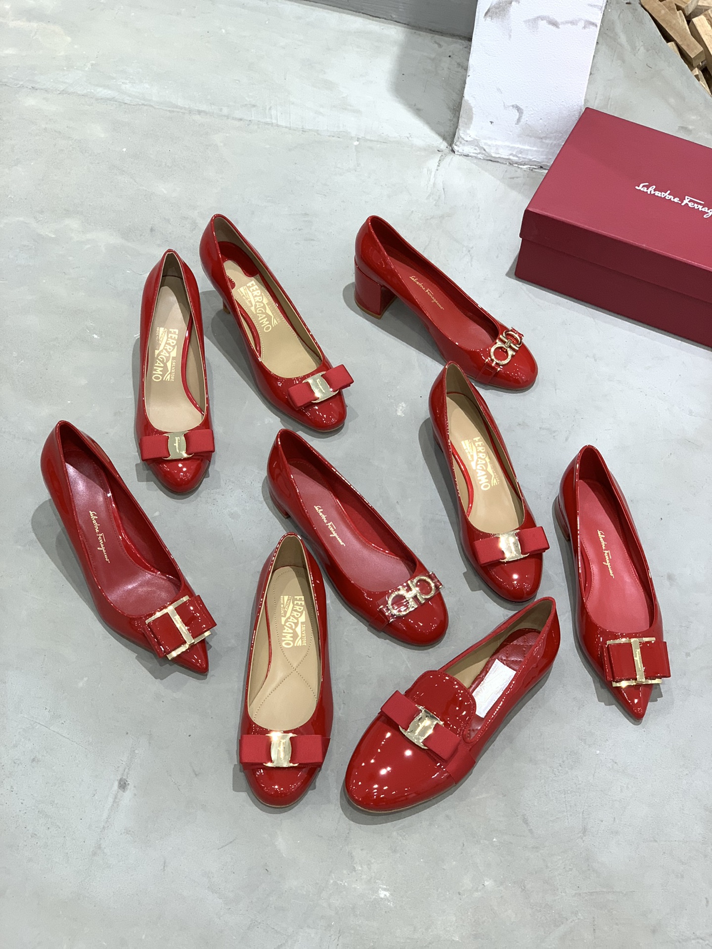 [Ferragamo Women