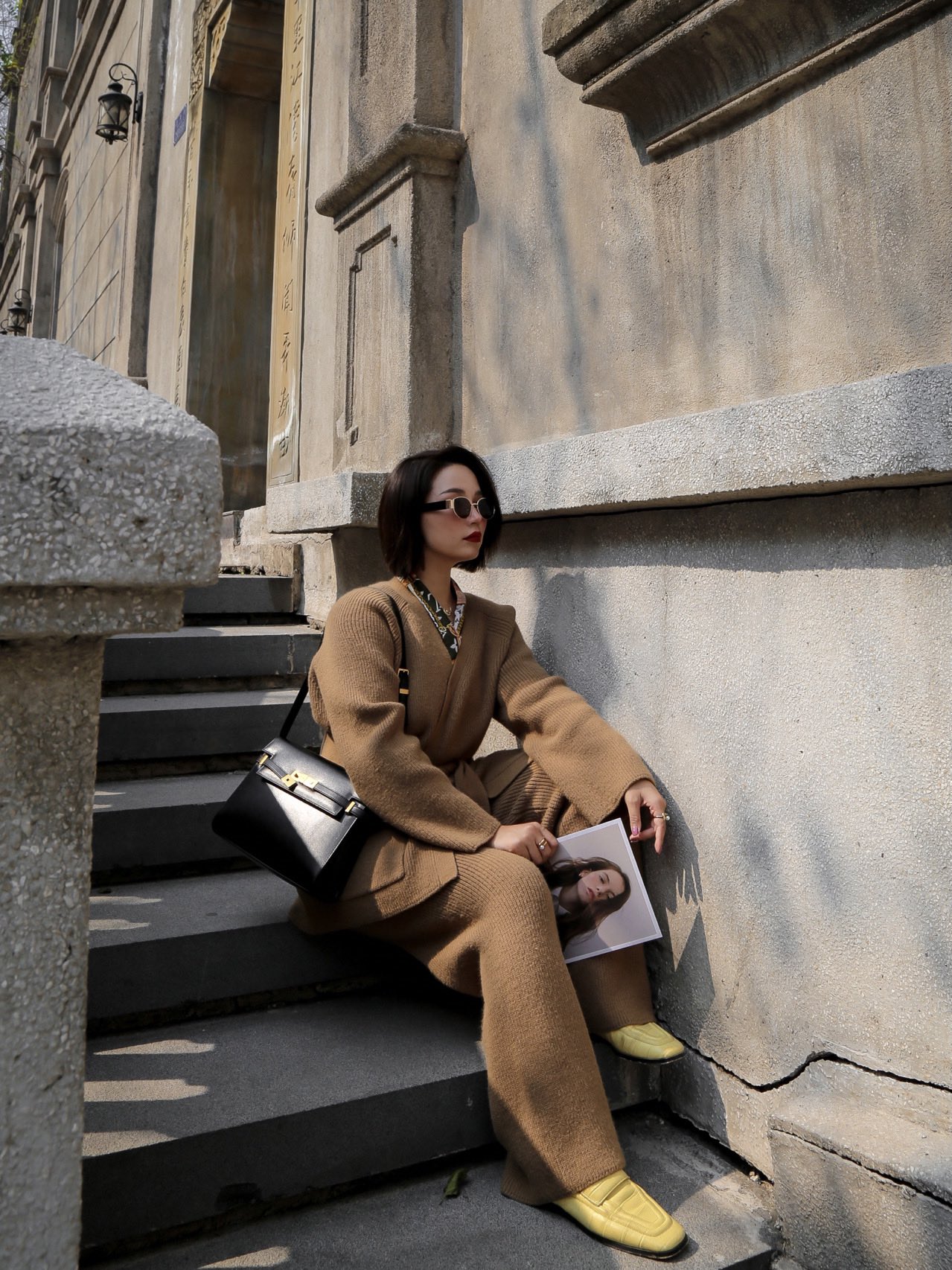 Ysl 𝑴𝒂𝒏𝒉𝒂𝒕𝒕𝒂𝒏 29CM曼哈顿法棍包 579271黑色牙签纹金扣