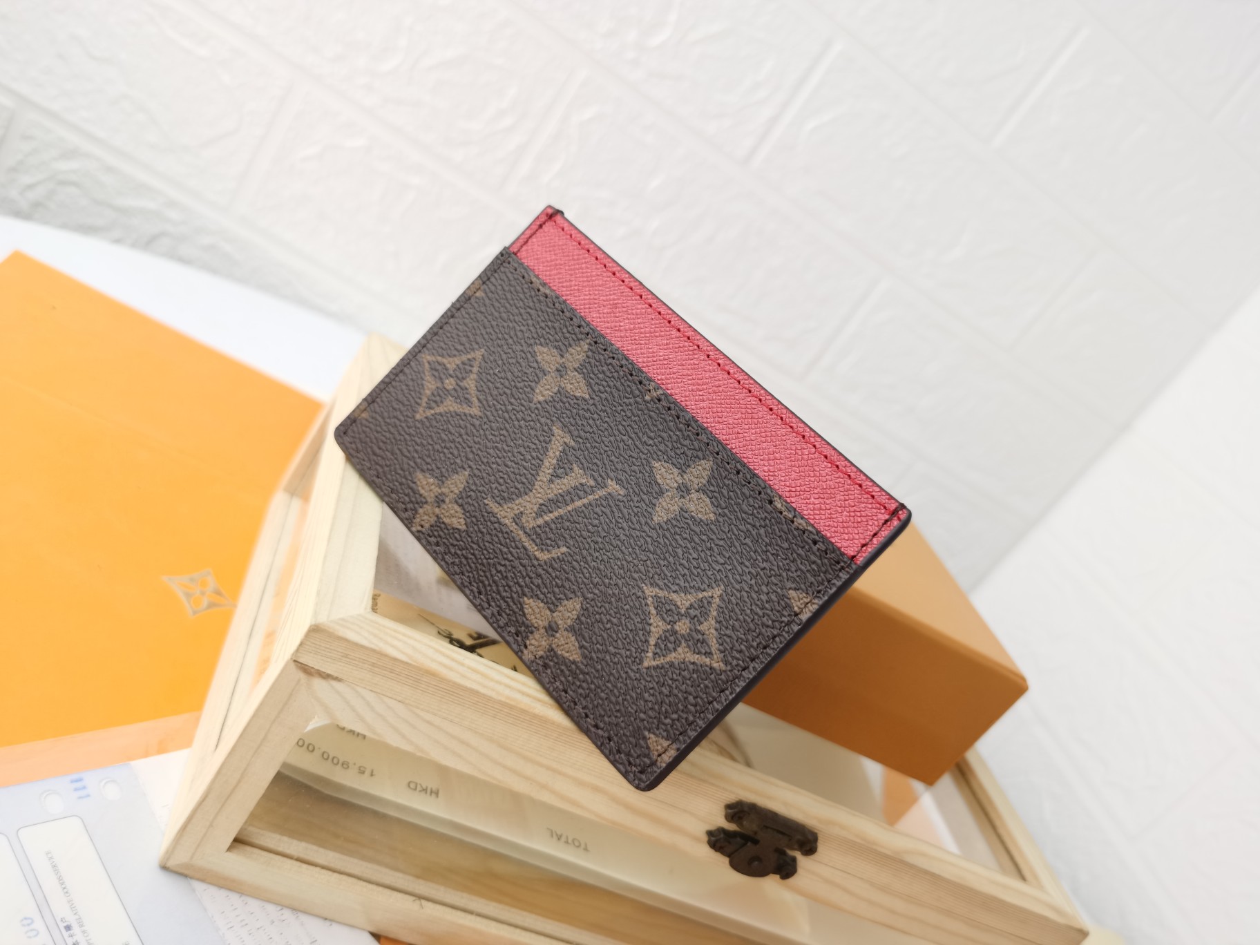 P180 名刺入れ M61733 横型 カード収納に最適