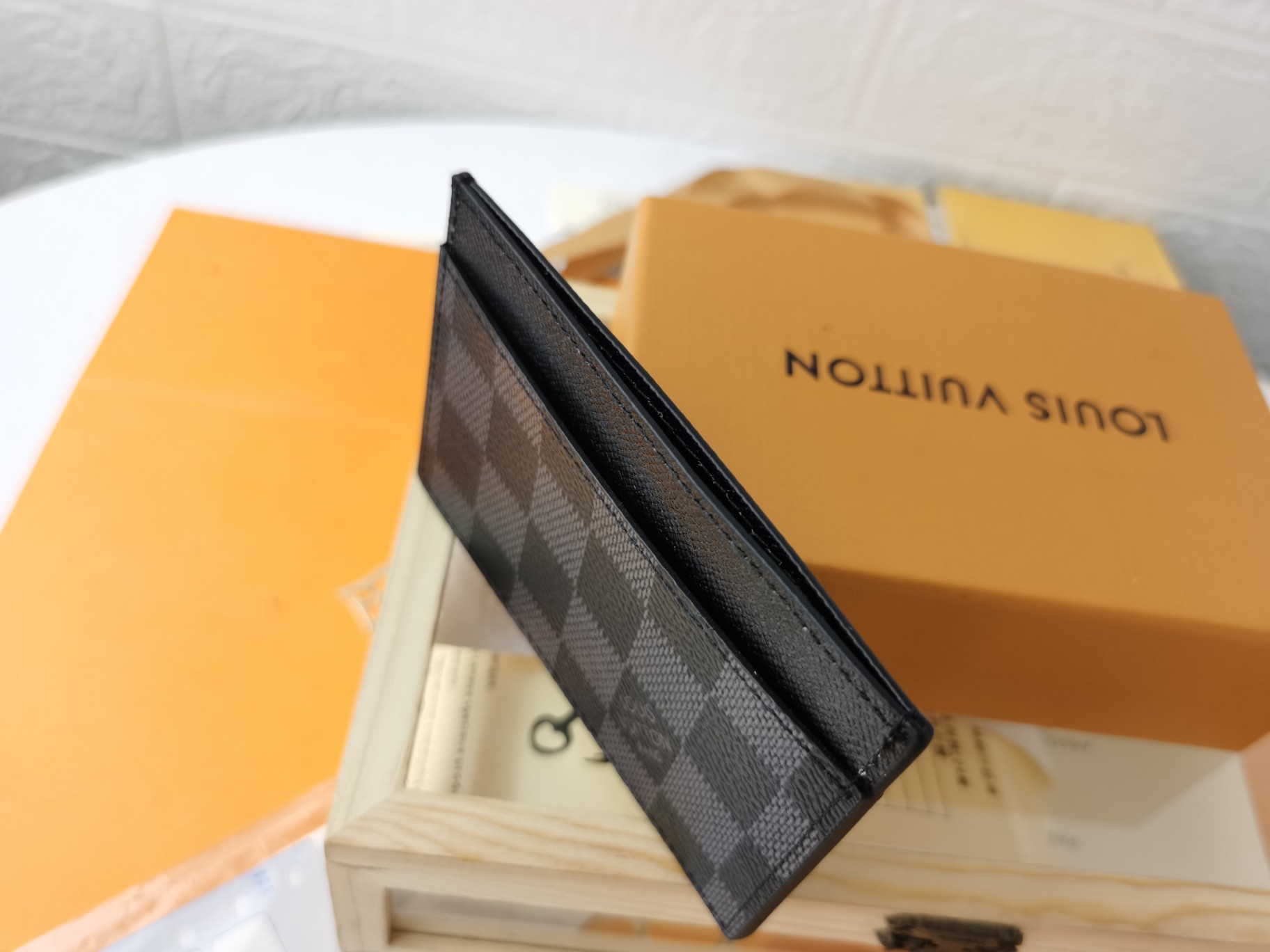 プレミアム名刺入れ M61733 横型カードケースの決定版