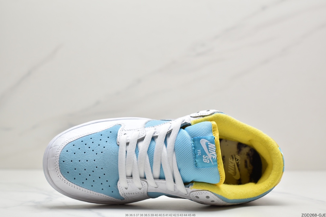 290  FTC x Nike SB Dunk Low  DH7687-400