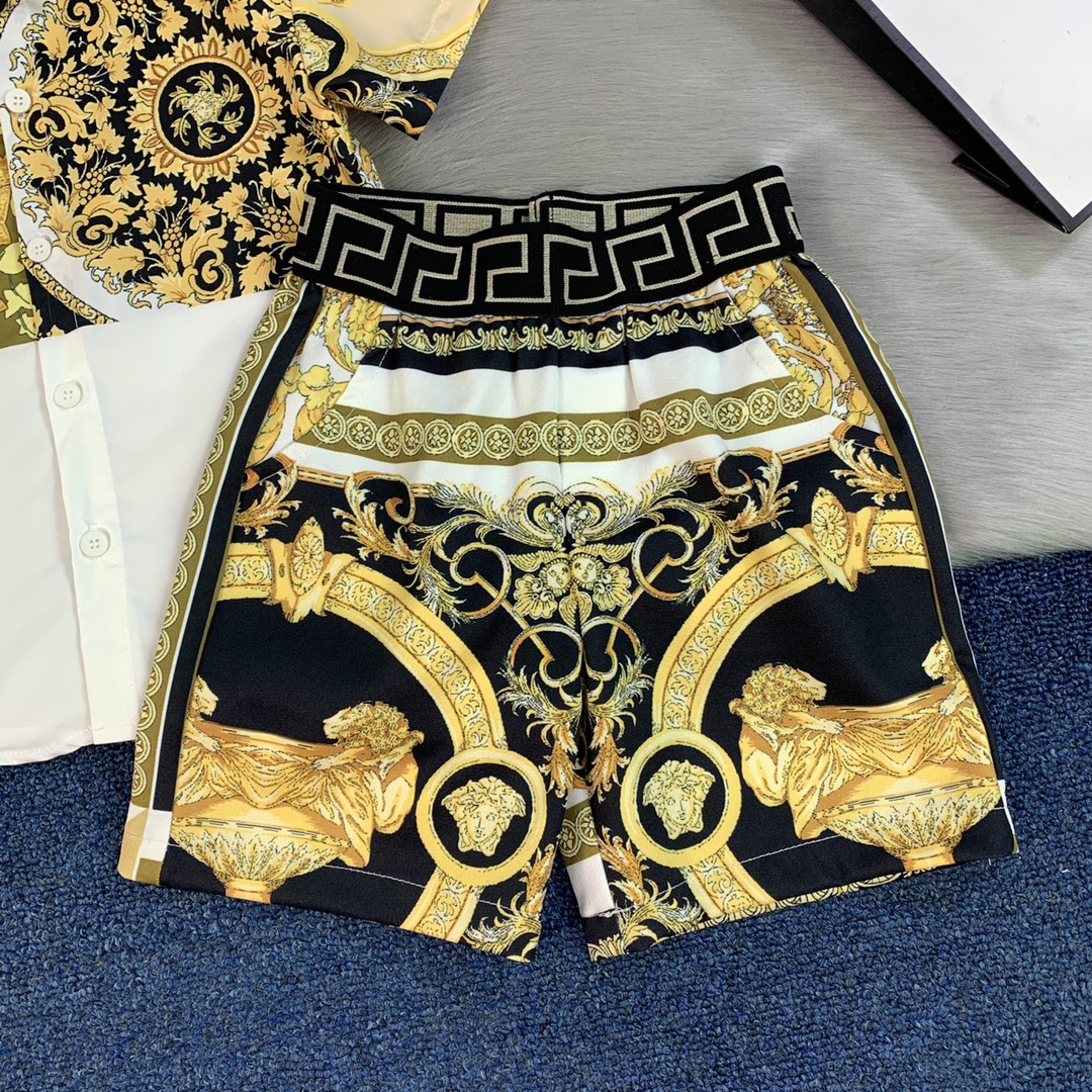 Versace Van Sage: 2021 SS Spring/Summer Short Fashion with High-Quality Cotton Thongs - 图片 6