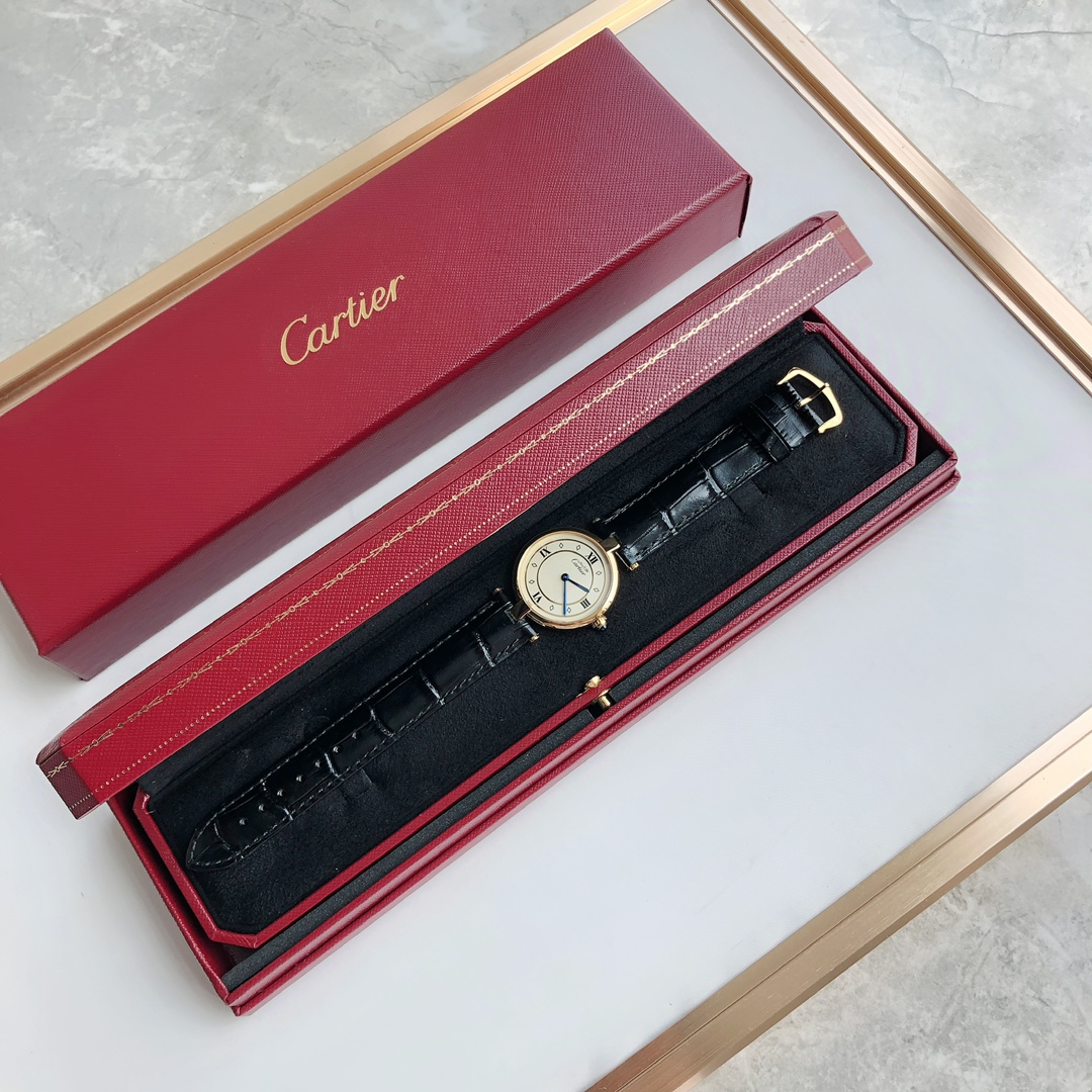 Cartier 最新款卡地亚中古腕表 色 极其富有绅士淑女范儿 都说年少时不要遇见太惊艳的人会误终身