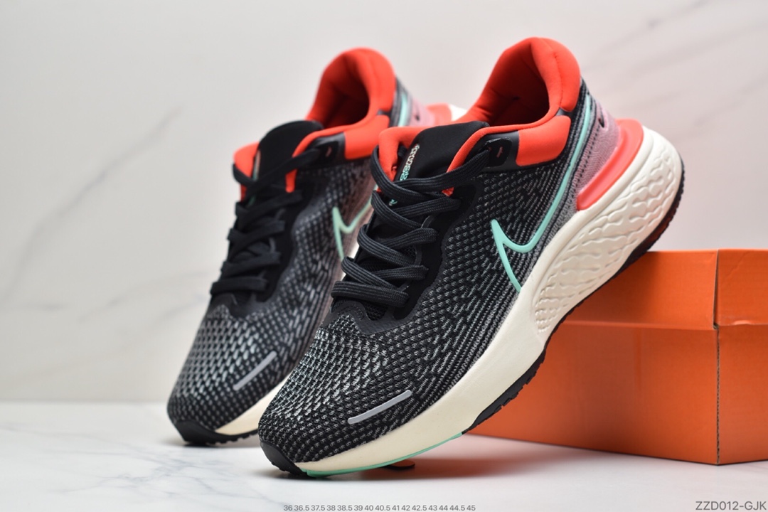 250 耐克NIKE ZOOMX INVINCIBLE RUN FK女子跑步鞋情侣透气CT2229-100