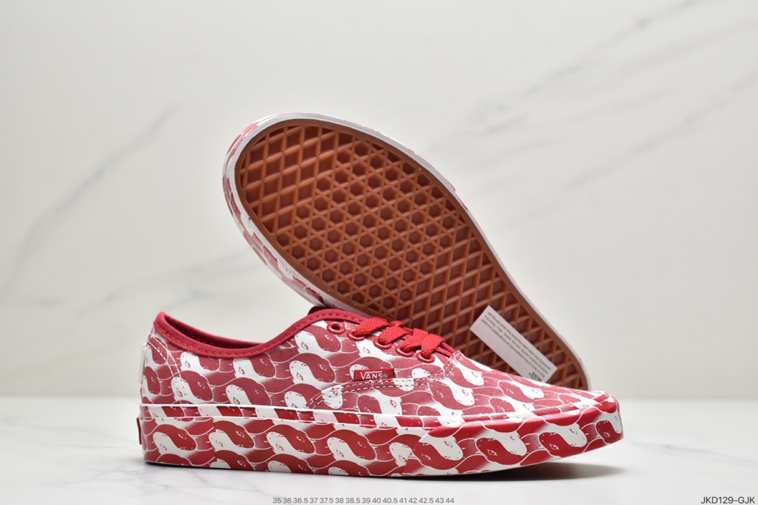 160 万斯VANS VAULT OG Authentic LX 复古低帮男女帆布滑板鞋