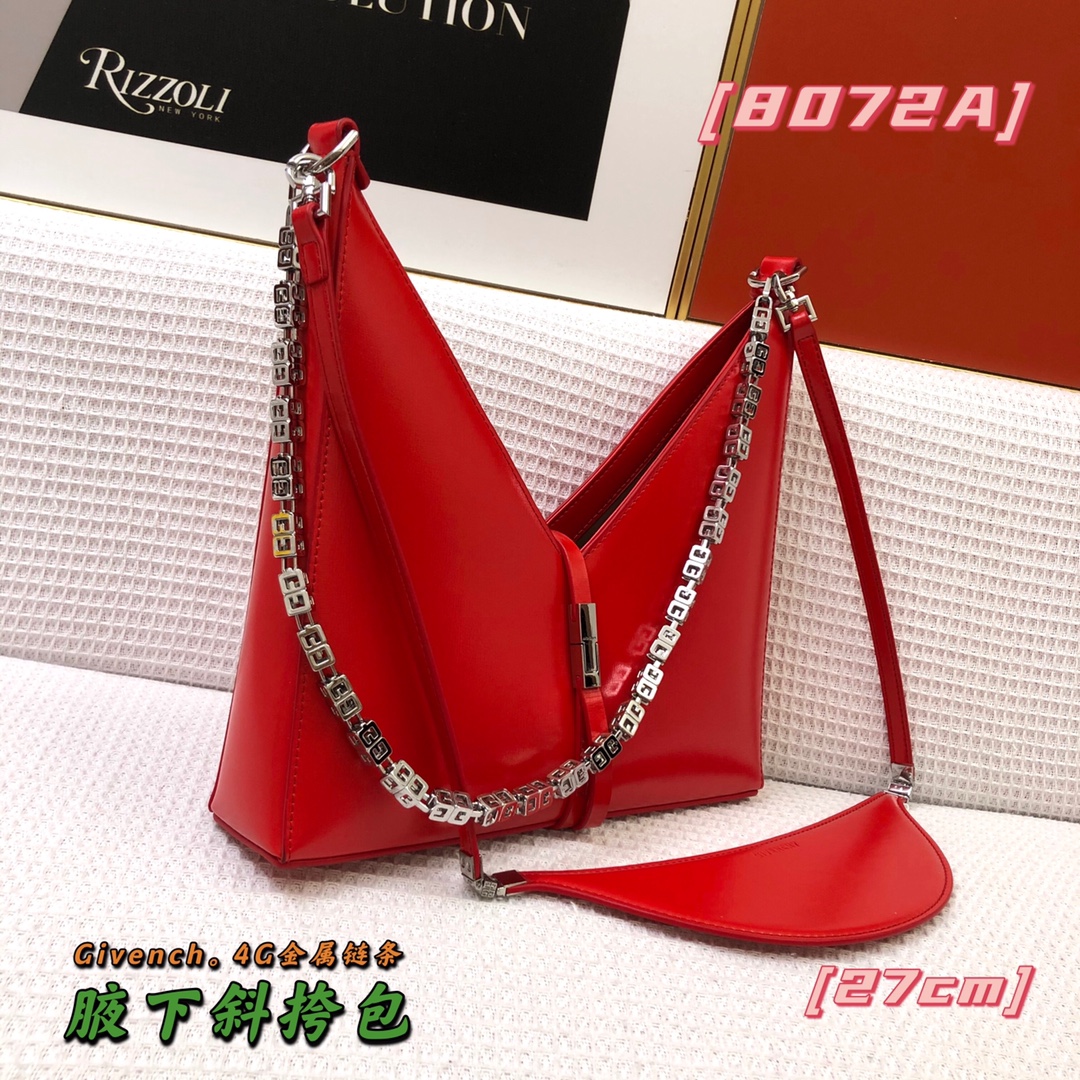 The new V-shaped Cut Out handbag launched by Givench * 