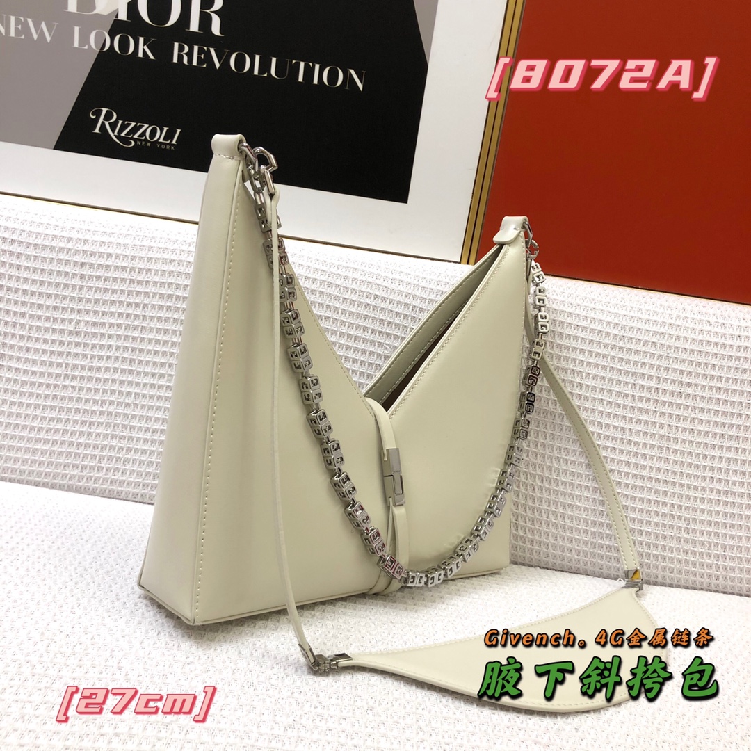 The new V-shaped Cut Out handbag launched by Givench * 