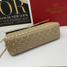 大号0128#Valentino 华伦天奴🆕🆕款女士挎包,GARAVANI ROCKSTUD SPIKE 大号0128#Valentino 华伦天奴🆕🆕款女士挎包,GARAVANI ROCKSTUD SPIKE