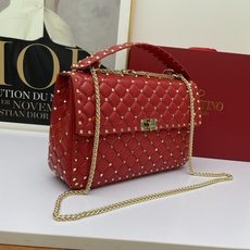 大号0128#Valentino 华伦天奴🆕🆕款女士挎包,GARAVANI ROCKSTUD SPIKE 大号0128#Valentino 华伦天奴🆕🆕款女士挎包,GARAVANI ROCKSTUD SPIKE