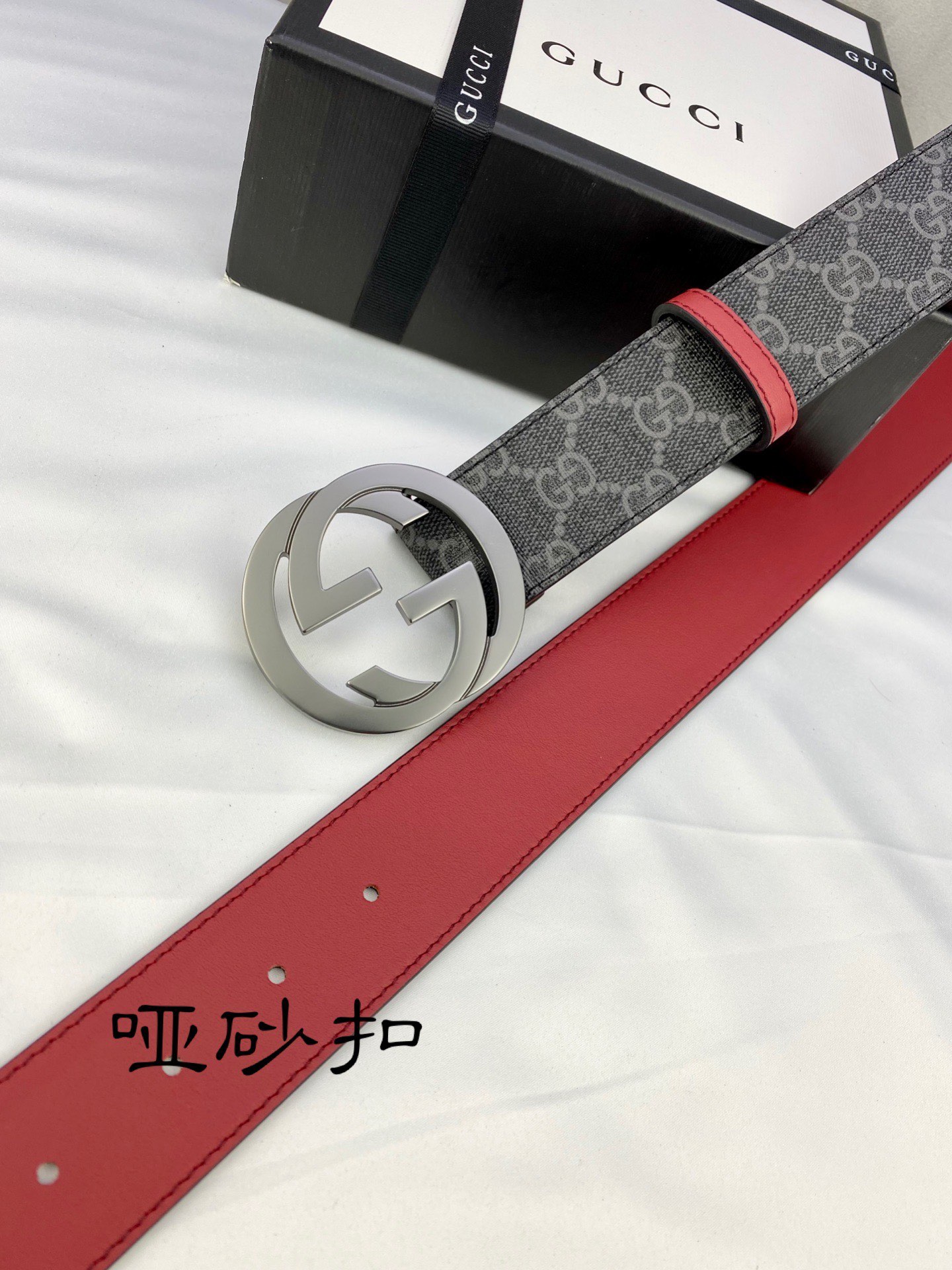宽度4.0cmgucci双面腰带一侧