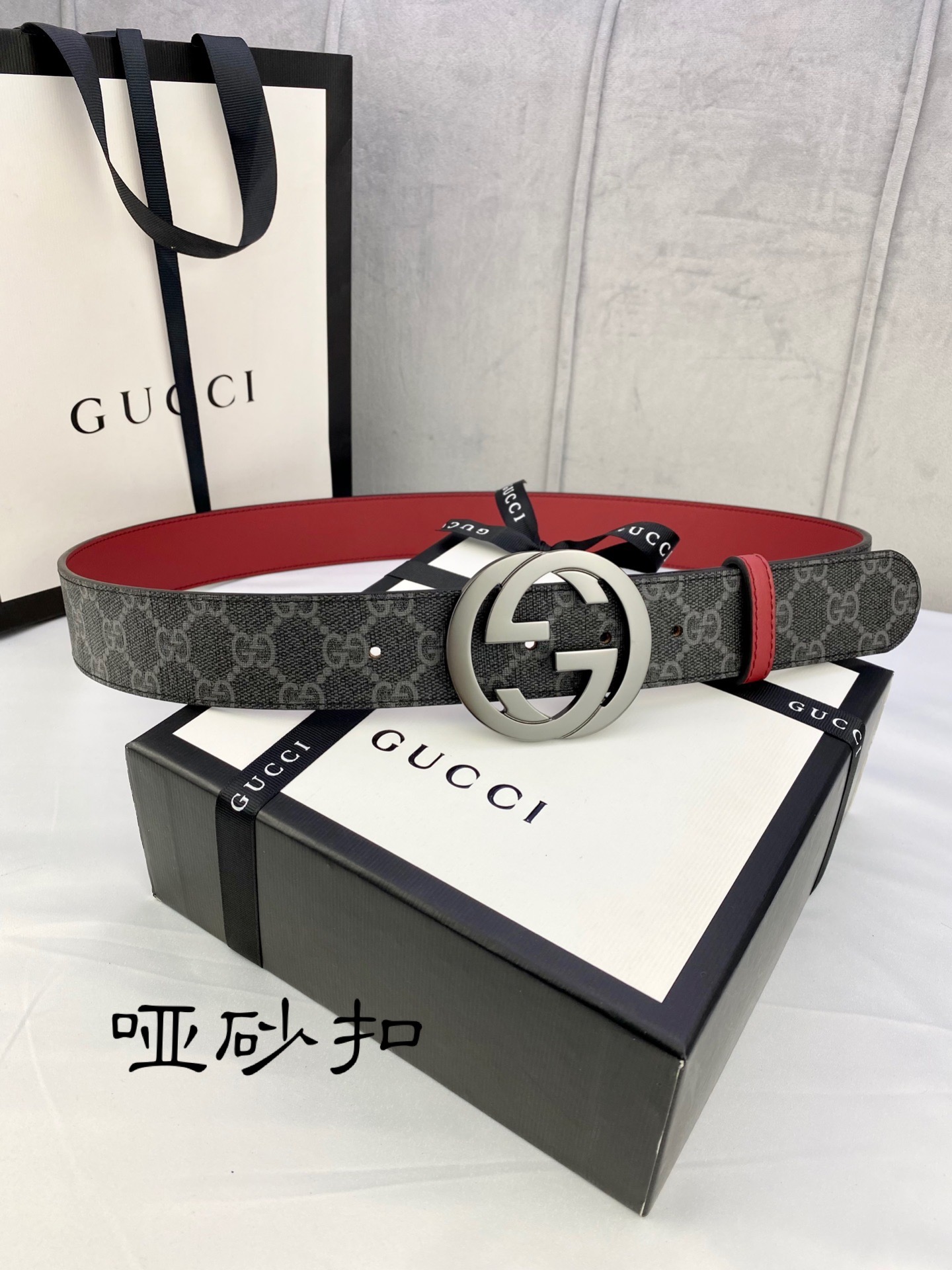宽度4.0cmgucci双面腰带一侧