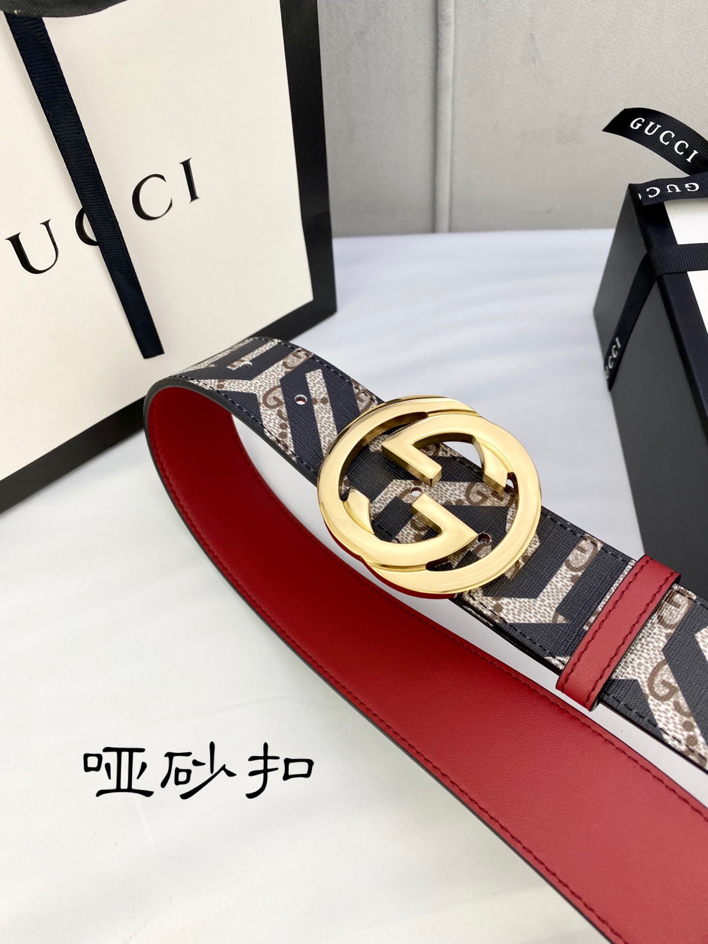宽度4.0cmgucci双面腰带一侧