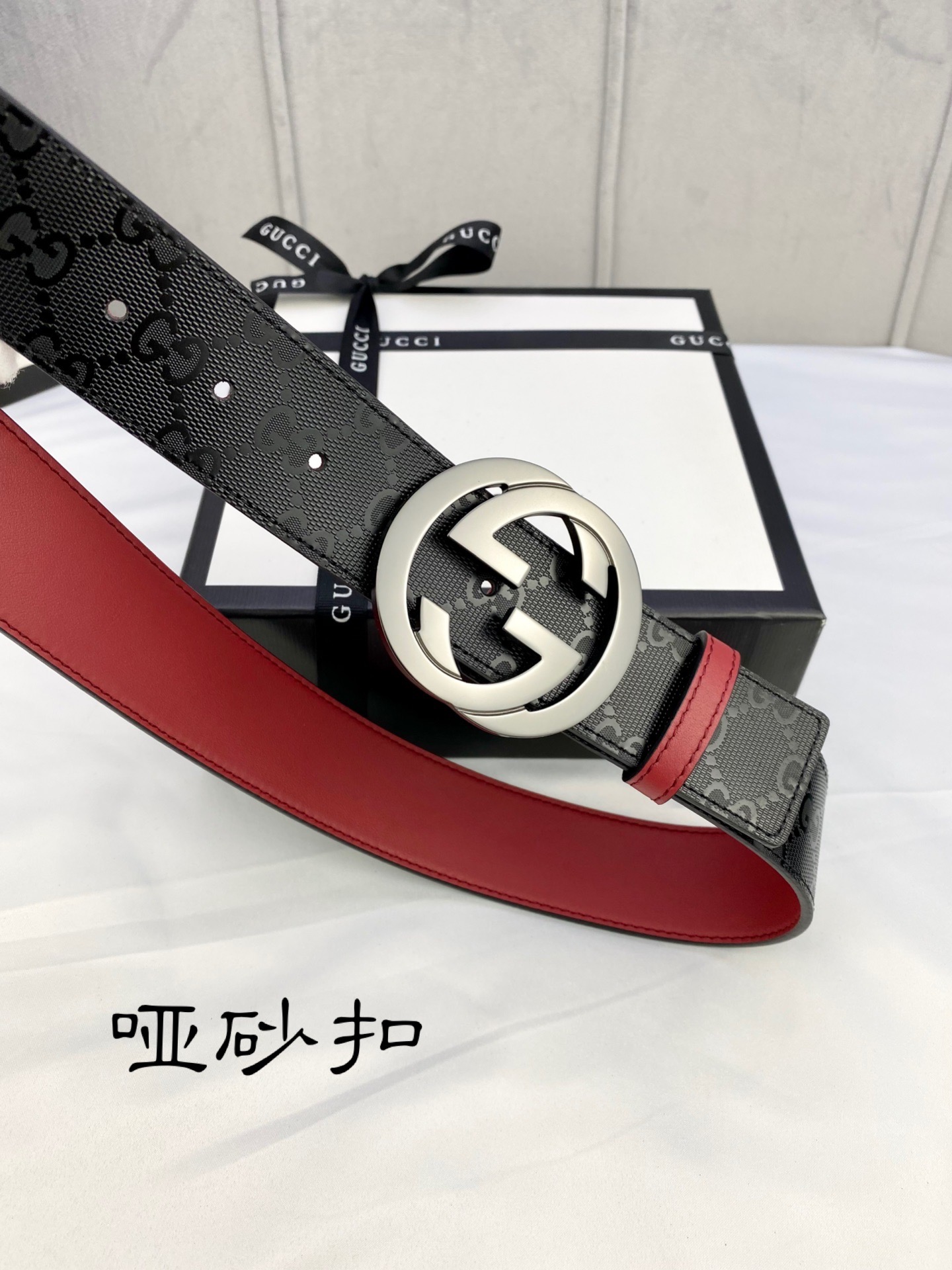 宽度4.0cmgucci双面腰带一侧