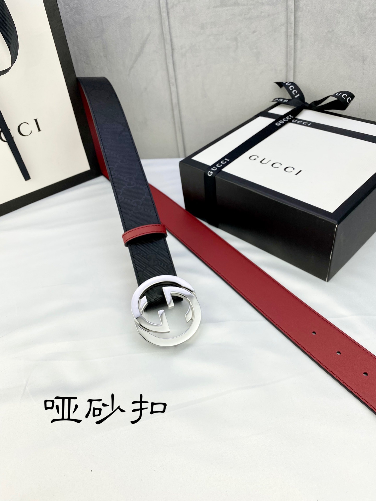 宽度4.0cmgucci双面腰带一侧