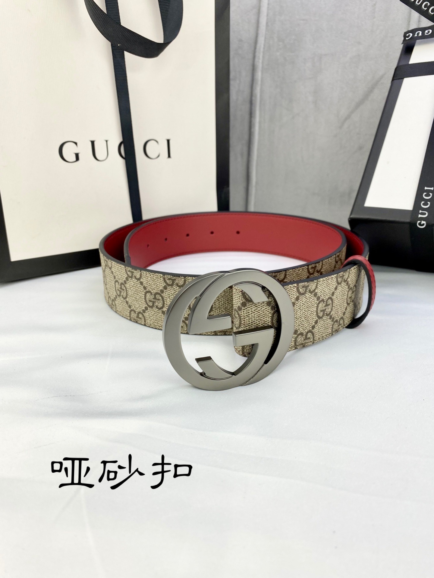 宽度4.0cmgucci双面腰带一侧