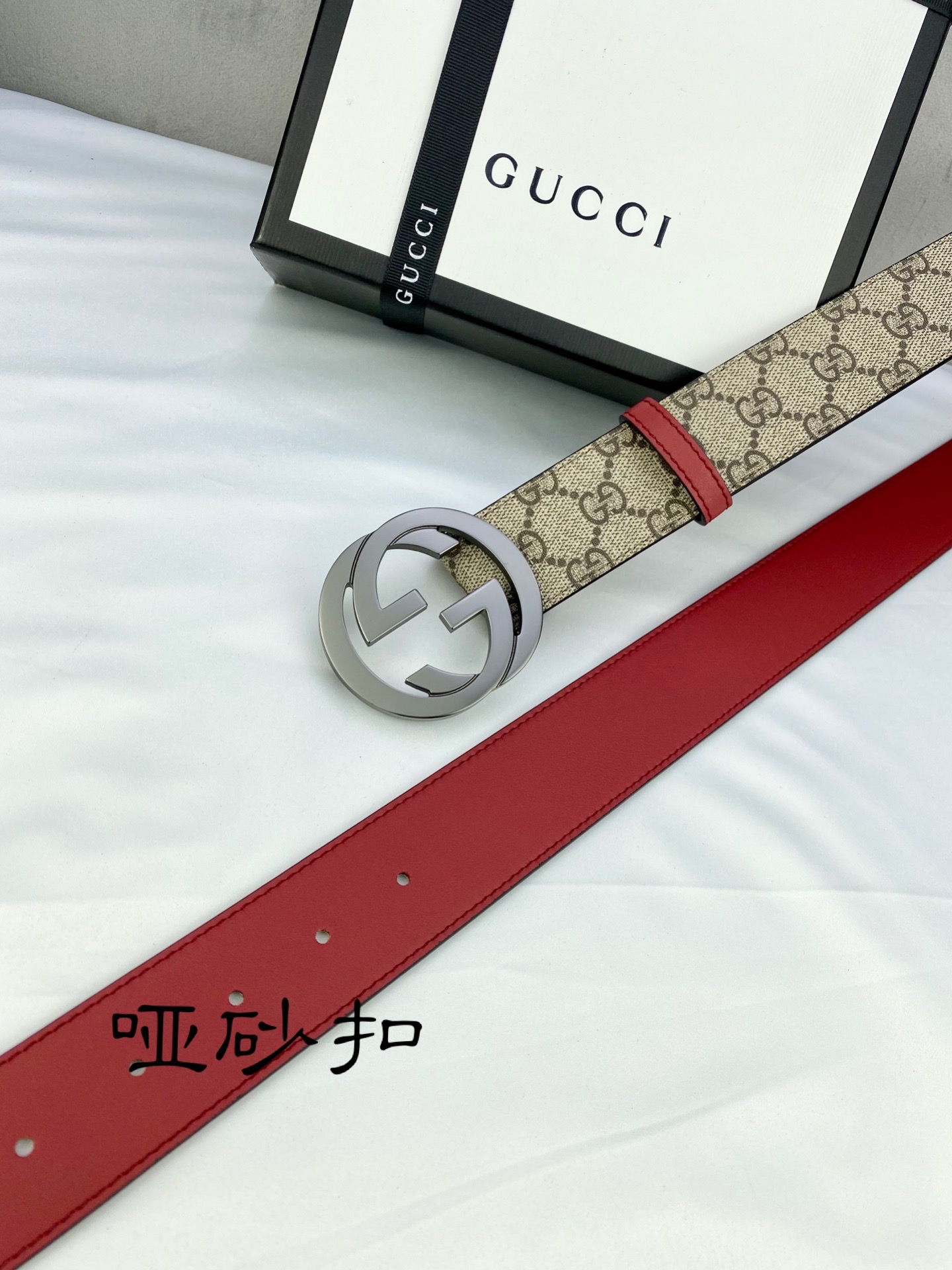 宽度4.0cmgucci双面腰带一侧