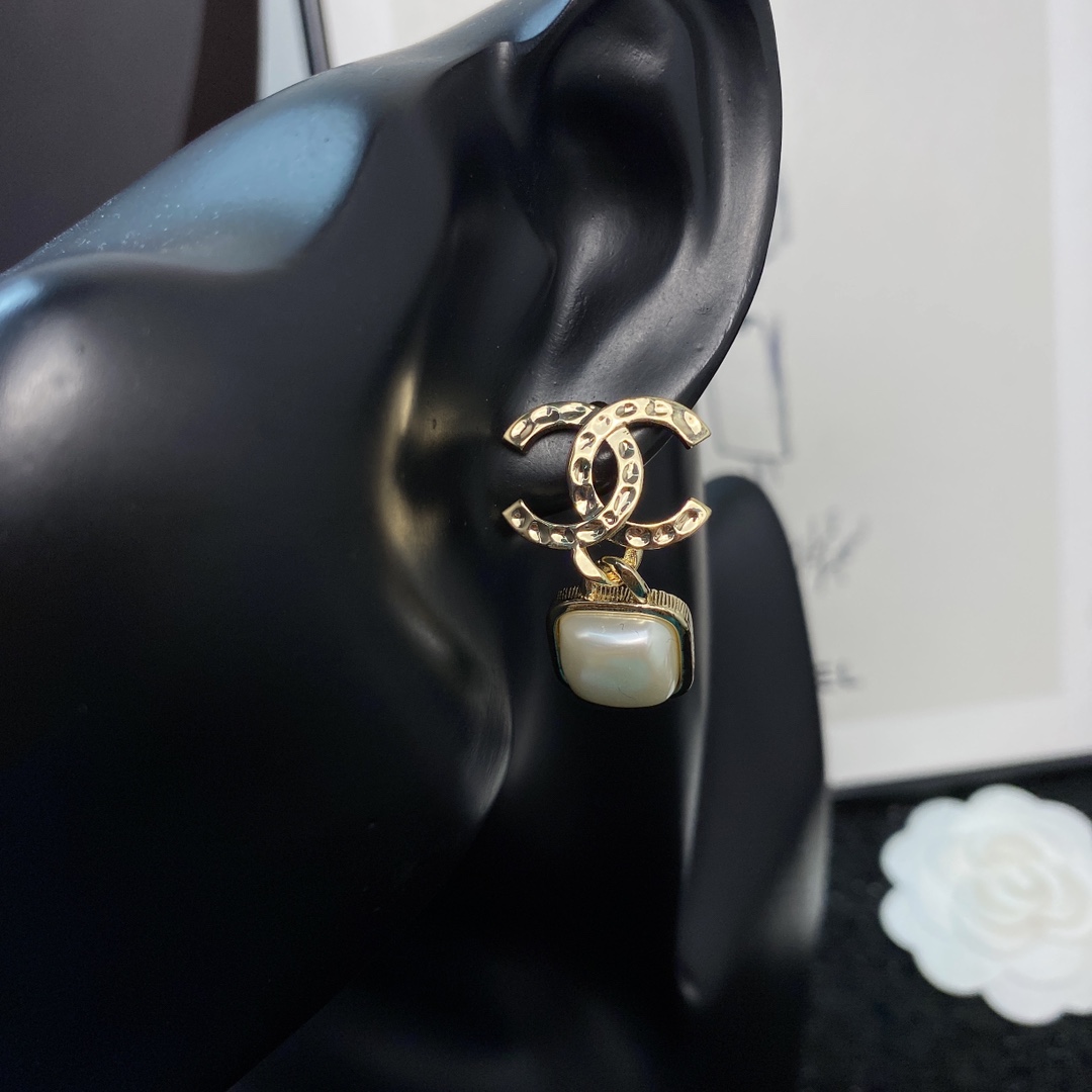 Loewe Haute Couture Haute Couture Fine Jewelry Necklace Bracelet Ring 7