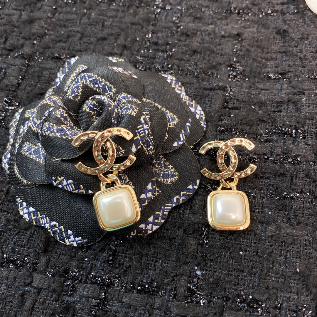 Loewe Haute Couture Haute Couture Fine Jewelry Necklace Bracelet Ring 8