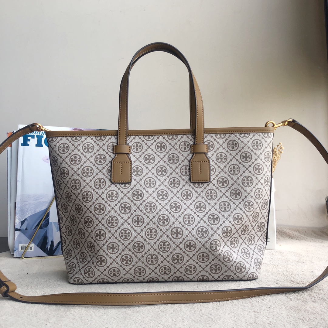 Tory Burch ～TB81963 新款购物袋 小号 该系列选用涂层帆布匠心打造 魅力隽永又风格独具
