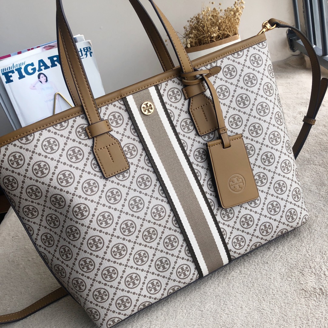 Tory Burch ～TB81963 新款购物袋 小号 该系列选用涂层帆布匠心打造 魅力隽永又风格独具