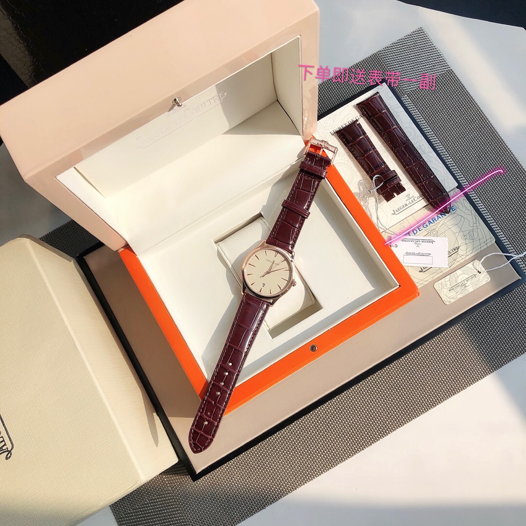 La versión superior del Jaeger-LeCoultre Ultra-Thin Master Series, la caja ultrafina tiene líneas suaves, las…