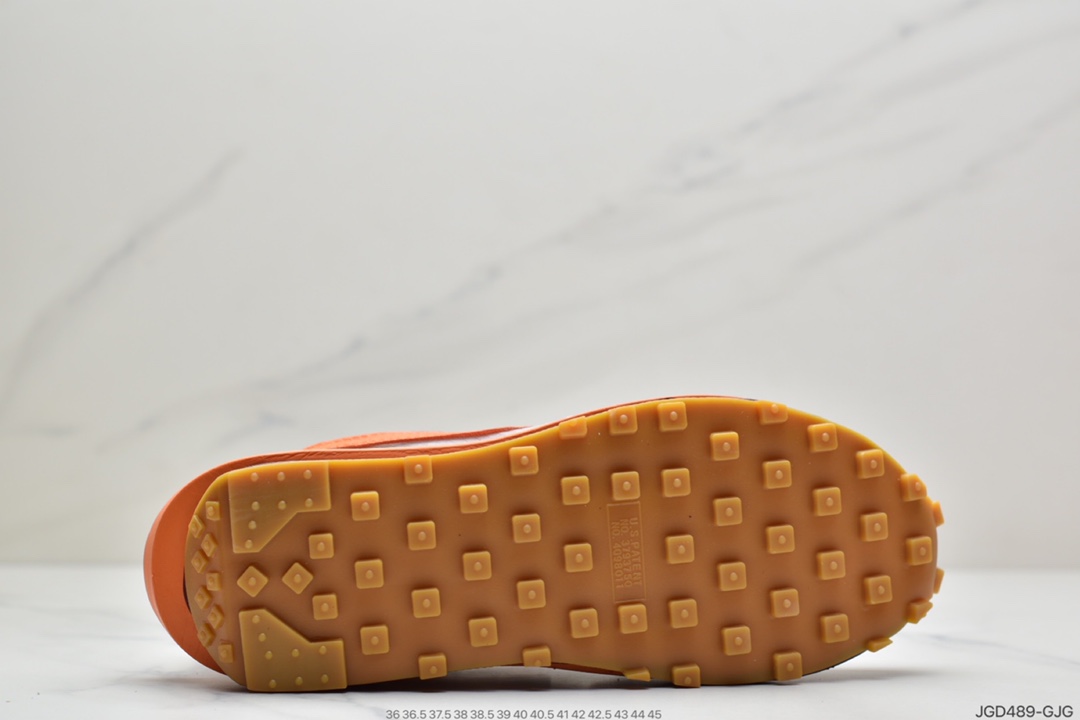 180 华夫网面 透明 日式解构美学SACAI联名 × NIKE LDV Waffle重叠设计前卫华夫变形休闲慢跑鞋DH1347-100
