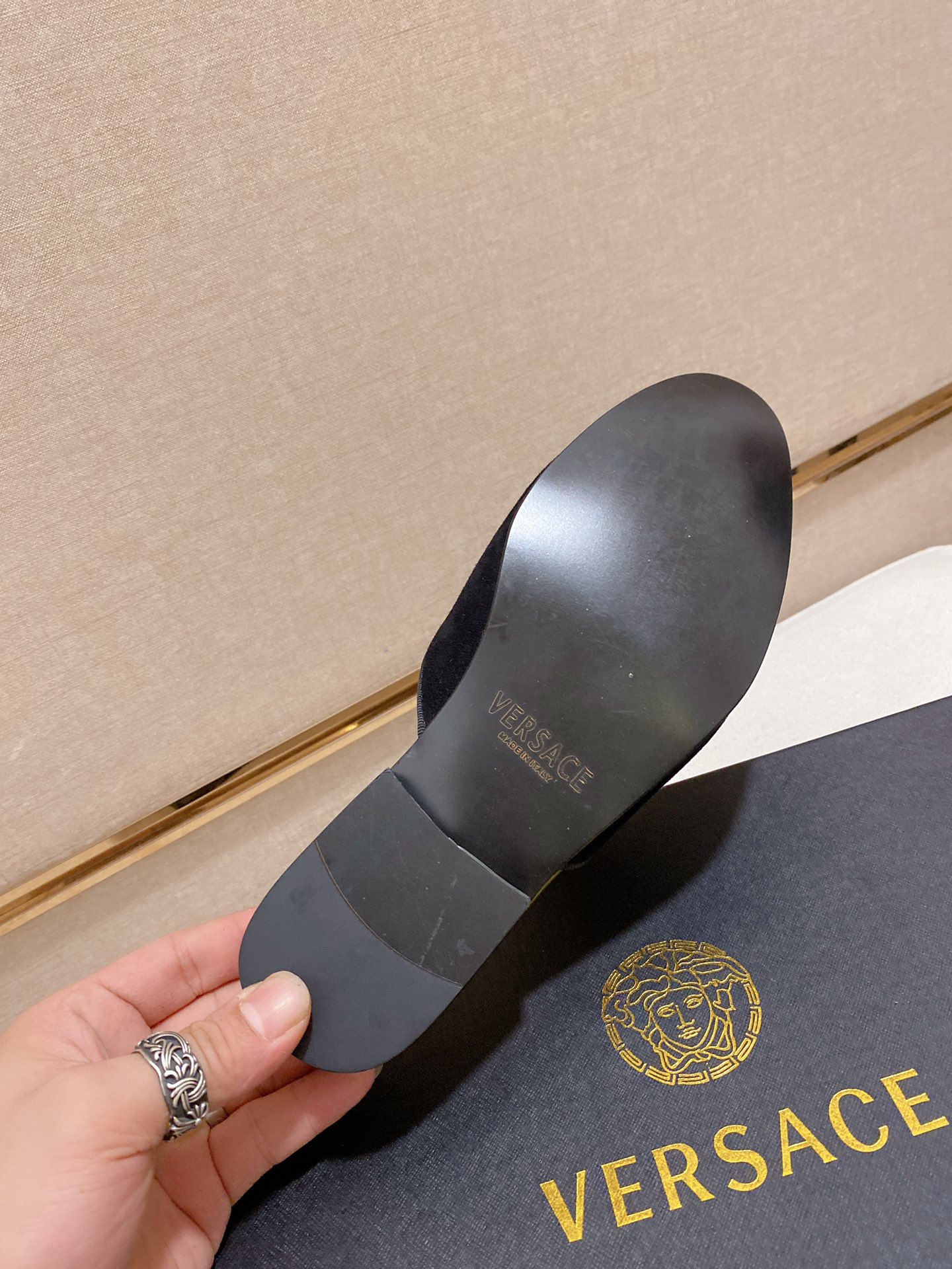 Versace Style Leather Men's Shoes style reference detail image 8 from source 781452