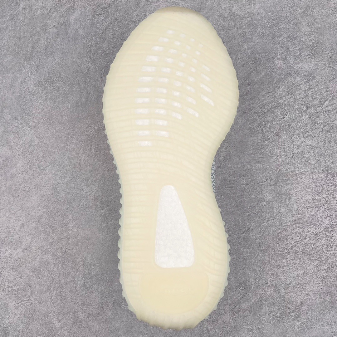 图片[9]-💰200 ＃K版纯原 巴斯夫福利‼Yeezy Boost 350 V2 冰蓝满天星 货号：FW5317 市面中端最王炸版本 lw同源配套打造 全套原楦 原纸版 原鞋开模完美打造 采用辰元飞织鱼丝网原厂面 非进口机台 大底原厂半透明RB巴斯夫满钉大底  原厂东莞百宏3M反光鞋带 质感一致 原厂鑫成新粉原鞋垫 LOGO胶浆印花 钛金针与高士马克线针车精工打造 一切遵循原厂指令单采购同源原材 采购全套原厂进口材料 原纸版 原楦头 一切同源公司 大几率过验 混卖无压力‼️SIZE：36 36.5 37 38 38.5 39 40 40.5 41 42 42.5 43 44 44.5 45 46 47 编码：Mby2936070-运动鞋