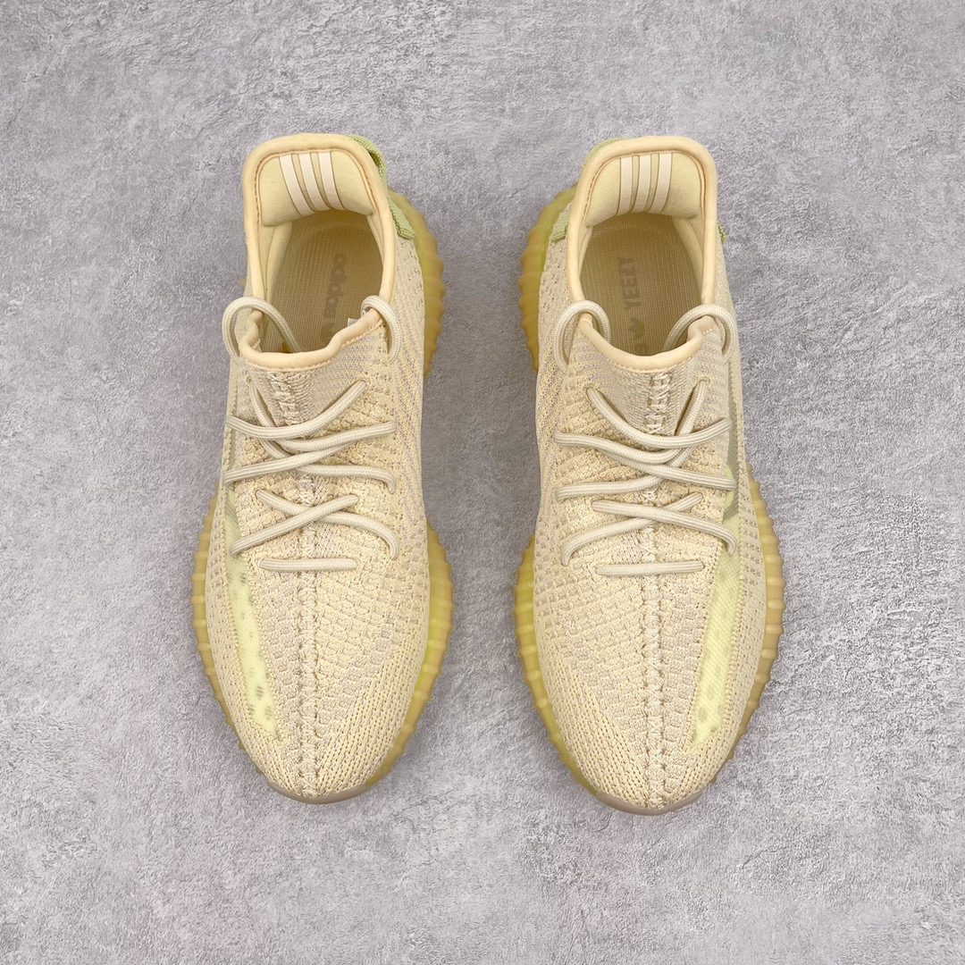 图片[2]-💰200 ＃K版纯原 巴斯夫福利‼Yeezy Boost 350 V2 亚麻黄 货号：FX9028 市面中端最王炸版本 lw同源配套打造 全套原楦 原纸版 原鞋开模完美打造 采用辰元飞织鱼丝网原厂面 非进口机台 大底原厂半透明RB巴斯夫满钉大底  原厂东莞百宏3M反光鞋带 质感一致 原厂鑫成新粉原鞋垫 LOGO胶浆印花 钛金针与高士马克线针车精工打造 一切遵循原厂指令单采购同源原材 采购全套原厂进口材料 原纸版 原楦头 一切同源公司 大几率过验 混卖无压力‼️SIZE：36 36.5 37 38 38.5 39 40 40.5 41 42 42.5 43 44 44.5 45 46 47 编码：Mby2936070-运动鞋