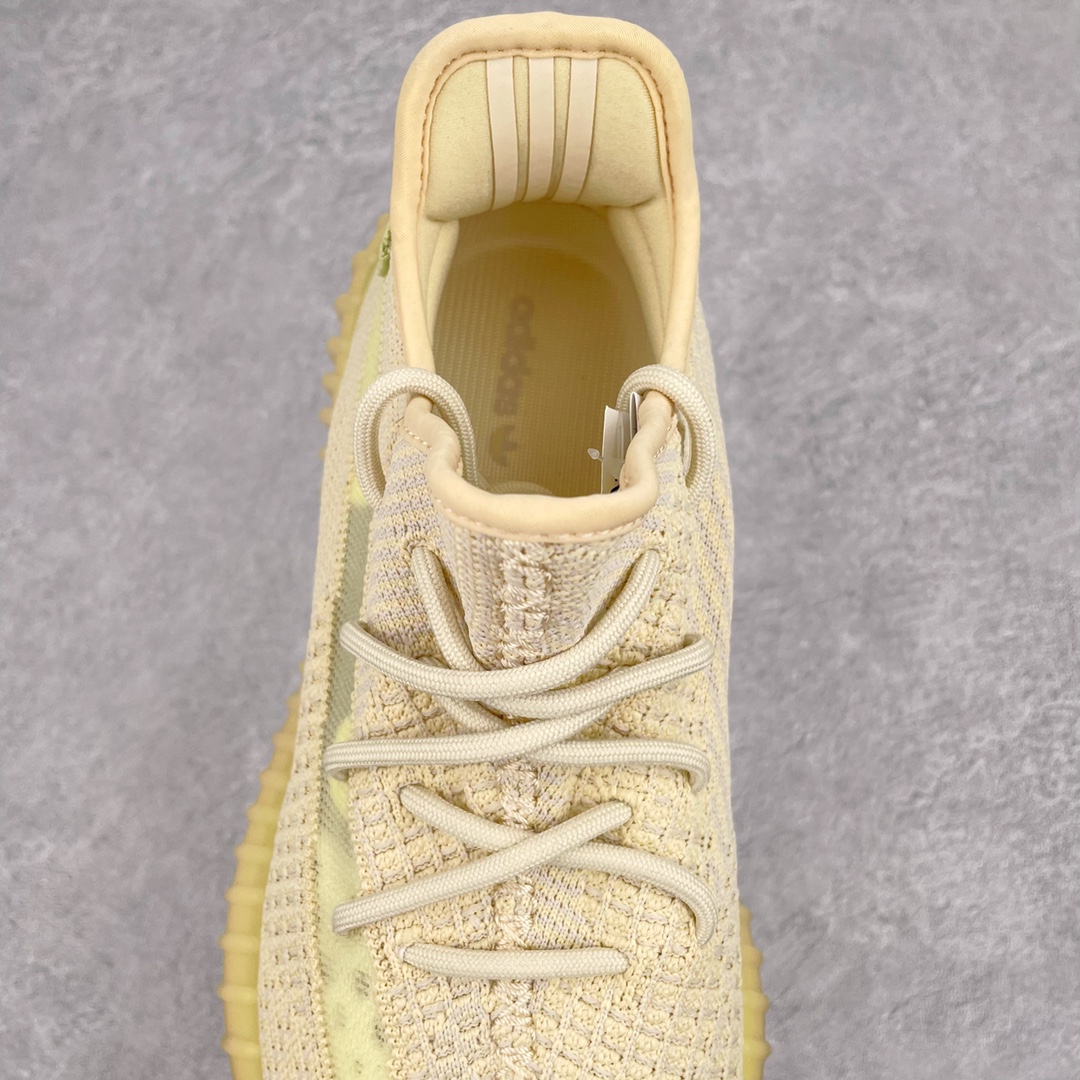 图片[5]-💰200 ＃K版纯原 巴斯夫福利‼Yeezy Boost 350 V2 亚麻黄 货号：FX9028 市面中端最王炸版本 lw同源配套打造 全套原楦 原纸版 原鞋开模完美打造 采用辰元飞织鱼丝网原厂面 非进口机台 大底原厂半透明RB巴斯夫满钉大底  原厂东莞百宏3M反光鞋带 质感一致 原厂鑫成新粉原鞋垫 LOGO胶浆印花 钛金针与高士马克线针车精工打造 一切遵循原厂指令单采购同源原材 采购全套原厂进口材料 原纸版 原楦头 一切同源公司 大几率过验 混卖无压力‼️SIZE：36 36.5 37 38 38.5 39 40 40.5 41 42 42.5 43 44 44.5 45 46 47 编码：Mby2936070-运动鞋