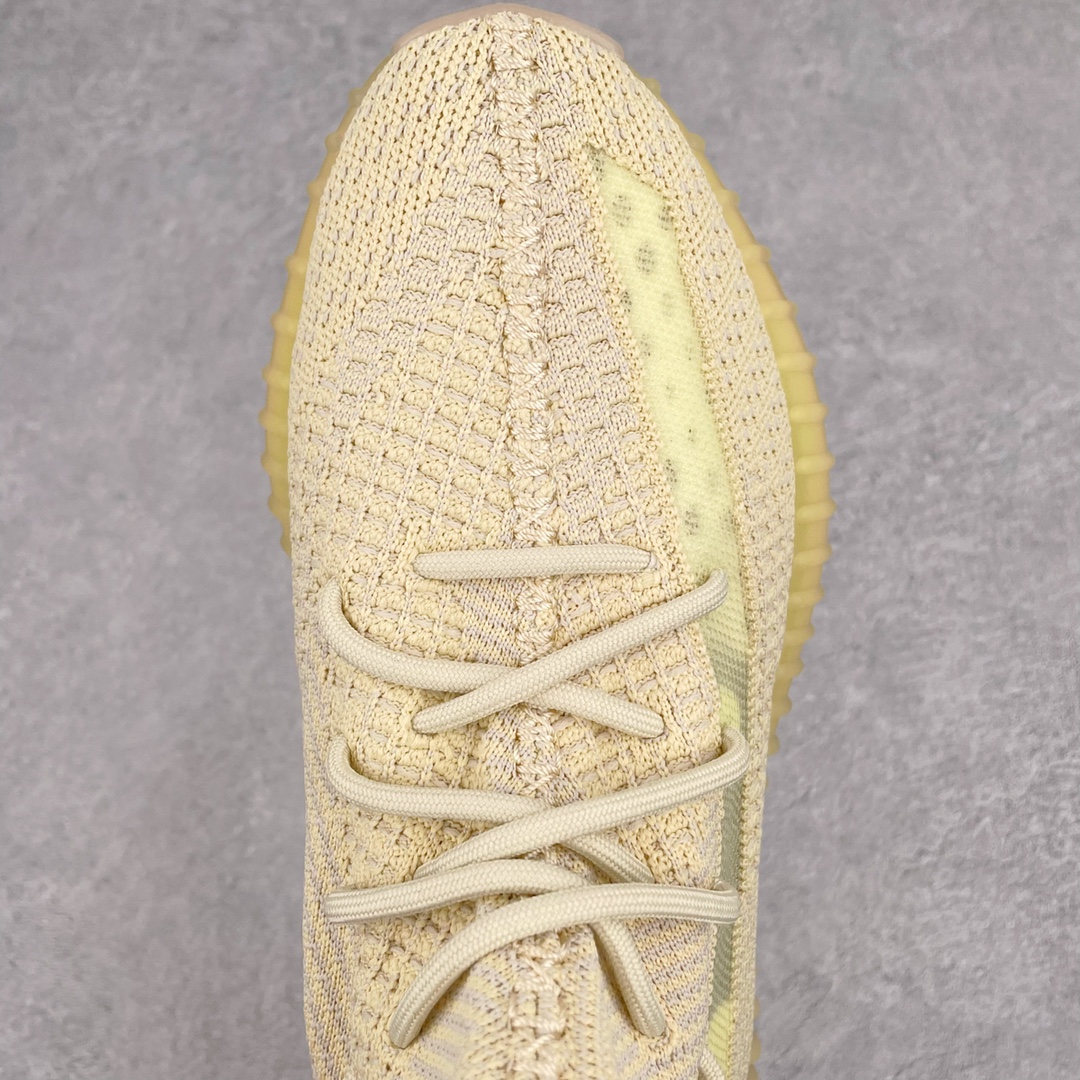 图片[4]-💰200 ＃K版纯原 巴斯夫福利‼Yeezy Boost 350 V2 亚麻黄 货号：FX9028 市面中端最王炸版本 lw同源配套打造 全套原楦 原纸版 原鞋开模完美打造 采用辰元飞织鱼丝网原厂面 非进口机台 大底原厂半透明RB巴斯夫满钉大底  原厂东莞百宏3M反光鞋带 质感一致 原厂鑫成新粉原鞋垫 LOGO胶浆印花 钛金针与高士马克线针车精工打造 一切遵循原厂指令单采购同源原材 采购全套原厂进口材料 原纸版 原楦头 一切同源公司 大几率过验 混卖无压力‼️SIZE：36 36.5 37 38 38.5 39 40 40.5 41 42 42.5 43 44 44.5 45 46 47 编码：Mby2936070-运动鞋