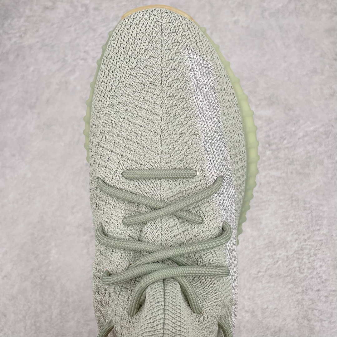 图片[4]-💰200 ＃K版纯原 巴斯夫福利‼Yeezy Boost 350 V2 哈密瓜侧透满天星 货号：FX9035 市面中端最王炸版本 lw同源配套打造 全套原楦 原纸版 原鞋开模完美打造 采用辰元飞织鱼丝网原厂面 非进口机台 大底原厂半透明RB巴斯夫满钉大底  原厂东莞百宏3M反光鞋带 质感一致 原厂鑫成新粉原鞋垫 LOGO胶浆印花 钛金针与高士马克线针车精工打造 一切遵循原厂指令单采购同源原材 采购全套原厂进口材料 原纸版 原楦头 一切同源公司 大几率过验 混卖无压力‼️SIZE：36 36.5 37 38 38.5 39 40 40.5 41 42 42.5 43 44 44.5 45 46 47 编码：Mby2936070-运动鞋