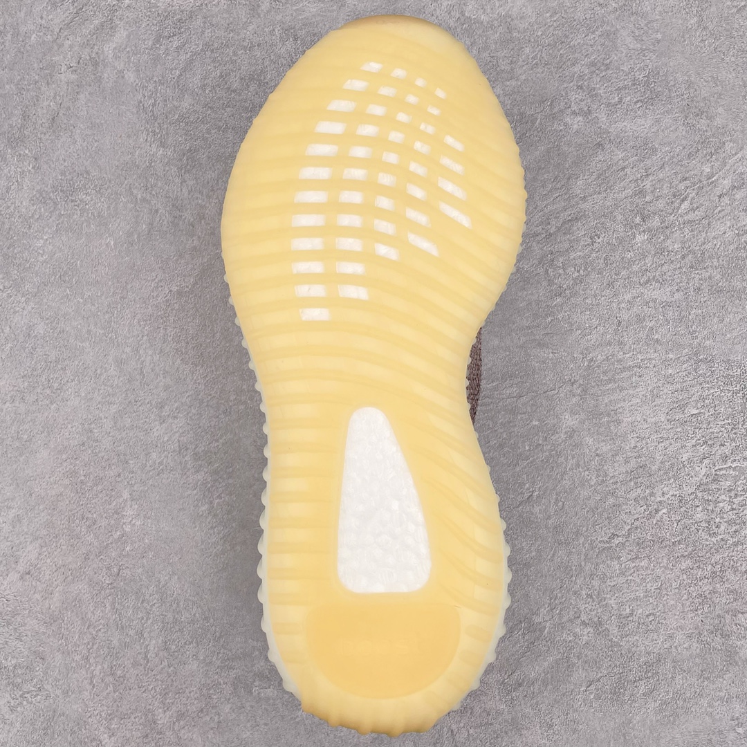 图片[9]-💰200 ＃K版纯原 巴斯夫福利‼Yeezy Boost 350 V2 卡其灰 货号：FZ1267 市面中端最王炸版本 lw同源配套打造 全套原楦 原纸版 原鞋开模完美打造 采用辰元飞织鱼丝网原厂面 非进口机台 大底原厂半透明RB巴斯夫满钉大底  原厂东莞百宏3M反光鞋带 质感一致 原厂鑫成新粉原鞋垫 LOGO胶浆印花 钛金针与高士马克线针车精工打造 一切遵循原厂指令单采购同源原材 采购全套原厂进口材料 原纸版 原楦头 一切同源公司 大几率过验 混卖无压力‼️SIZE：36 36.5 37 38 38.5 39 40 40.5 41 42 42.5 43 44 44.5 45 46 47 编码：Mby2936070-运动鞋