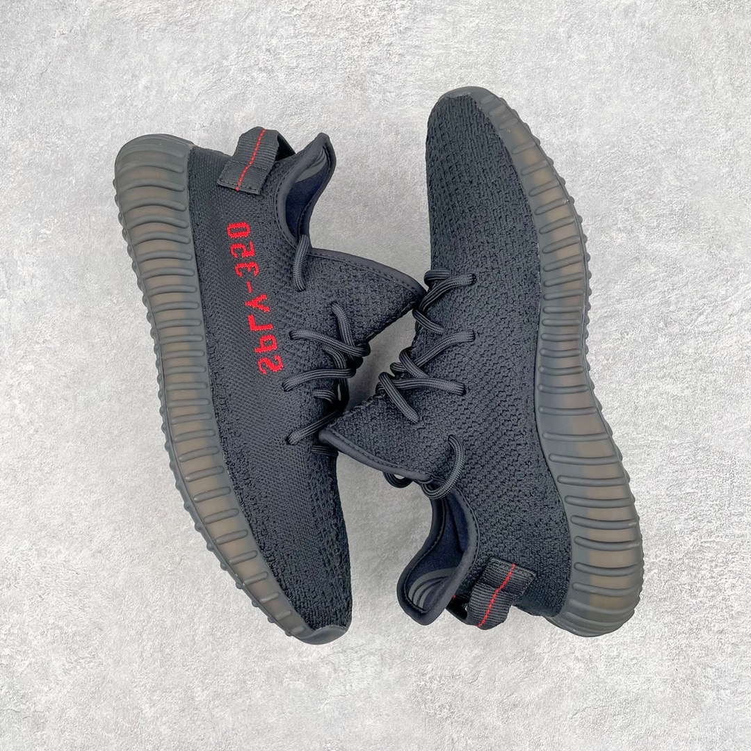 图片[3]-💰200 ＃K版纯原 巴斯夫福利‼Yeezy Boost 350 V2 黑红文字 货号：CP9652 市面中端最王炸版本 lw同源配套打造 全套原楦 原纸版 原鞋开模完美打造 采用辰元飞织鱼丝网原厂面 非进口机台 大底原厂半透明RB巴斯夫满钉大底  原厂东莞百宏3M反光鞋带 质感一致 原厂鑫成新粉原鞋垫 LOGO胶浆印花 钛金针与高士马克线针车精工打造 一切遵循原厂指令单采购同源原材 采购全套原厂进口材料 原纸版 原楦头 一切同源公司 大几率过验 混卖无压力‼️SIZE：36 36.5 37 38 38.5 39 40 40.5 41 42 42.5 43 44 44.5 45 46 47 编码：Mby2936070-运动鞋