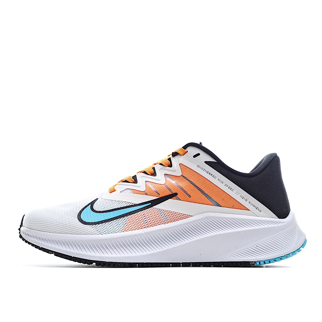 G0 Nike Air Zoom Quest 3 极速3代 时尚休闲跑步鞋 简约高科技设计采用多层材料，为双足带来凉爽感受和稳固体验时尚鞋面搭配中足包覆设计，提供稳固贴合感。一层网眼布材质，在跑步期间为你带来轻盈透气性能。同时展现利落外观。加高叠层设计，为每一步带来柔软缓震性能。具备出色抓地力与耐穿着性。舒适感出众