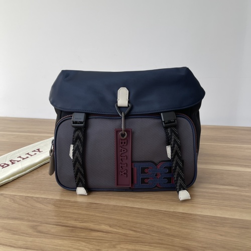 Bally Catch Small Colorblock Nylon Messenger Bag - Black, 30 x 21.5 x 10 cm 1 Bally Catch Small Colorblock Nylon Messenger Bag - Black, 30 x 21.5 x 10 cm