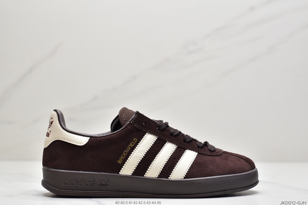 160 阿迪达斯 Adidas BROOMFIELD 鞋是一款永恒的训练偶像 EE5718