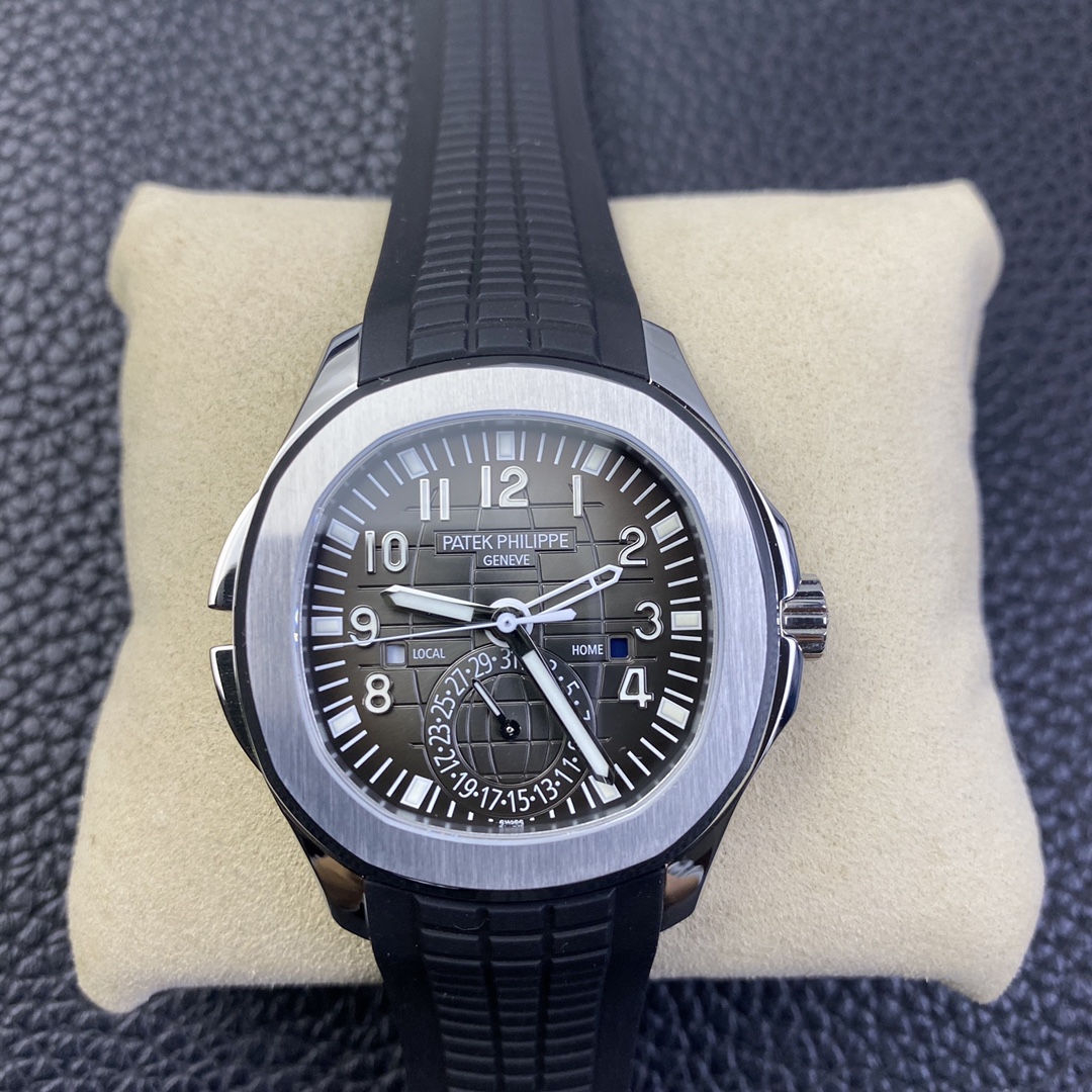 NO:142701,The ZF Patek Philippe Aquanaut series 5164A-001 watch [case] 40.8MM diameter is still made of Patek Philippe's classic stainless steel material. The rounded octagonal shell is just right. The shark fin design on the left side of the case is a button that can quickly adjust the center hollow hour hand in the front and back. This hand can be used to indicate the second time zone time. [Dial] Black embossed dial, metal three-dimensional fonts, and fluorescent coated hour markers. The square day and night view windows of 