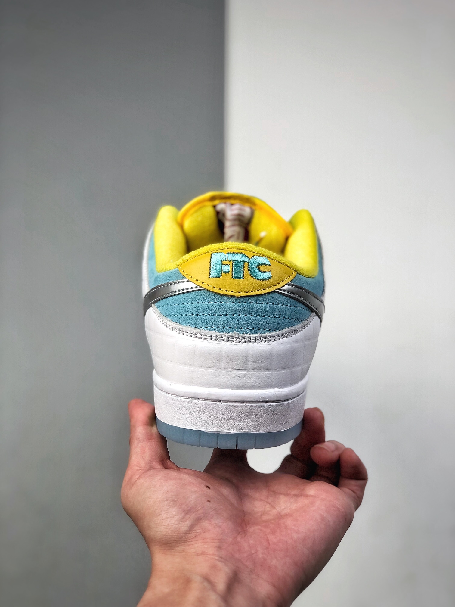 Miniatura 7