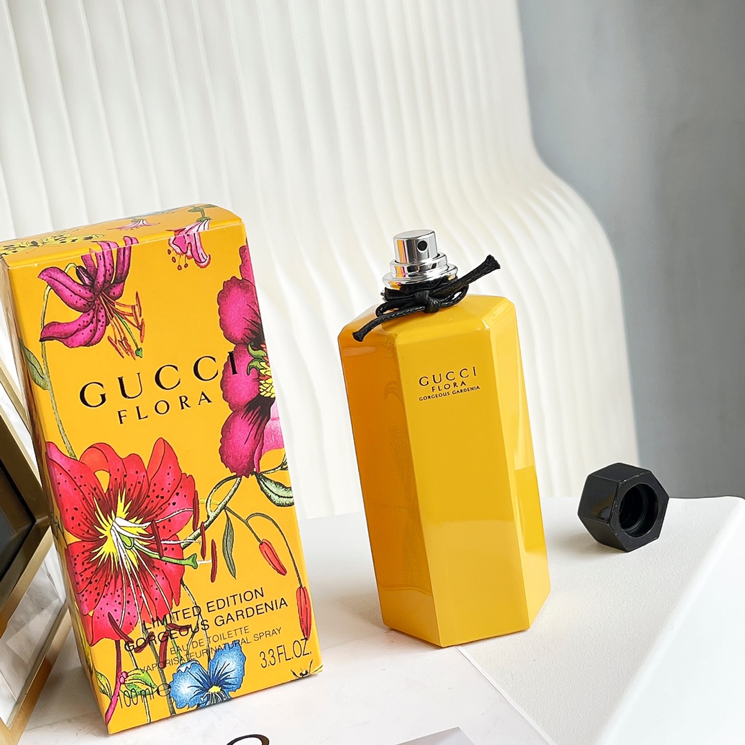 Gucci luxury item 3