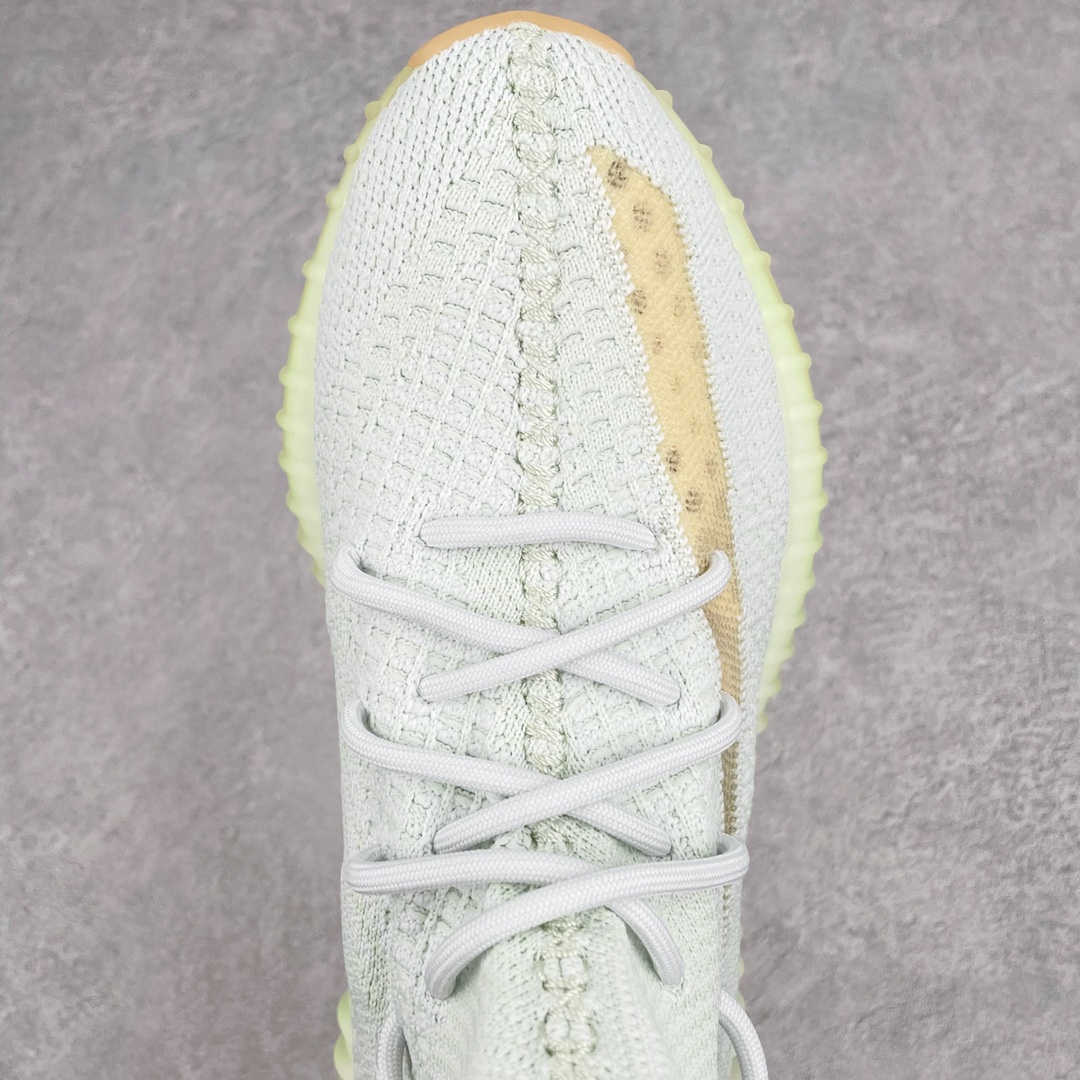 图片[4]-💰200 ＃K版纯原 巴斯夫福利‼Yeezy Boost 350 V2 亚洲限定 货号：EG7491 市面中端最王炸版本 lw同源配套打造 全套原楦 原纸版 原鞋开模完美打造 采用辰元飞织鱼丝网原厂面 非进口机台 大底原厂半透明RB巴斯夫满钉大底  原厂东莞百宏3M反光鞋带 质感一致 原厂鑫成新粉原鞋垫 LOGO胶浆印花 钛金针与高士马克线针车精工打造 一切遵循原厂指令单采购同源原材 采购全套原厂进口材料 原纸版 原楦头 一切同源公司 大几率过验 混卖无压力‼️SIZE：36 36.5 37 38 38.5 39 40 40.5 41 42 42.5 43 44 44.5 45 46 47 编码：Mby2936070-运动鞋